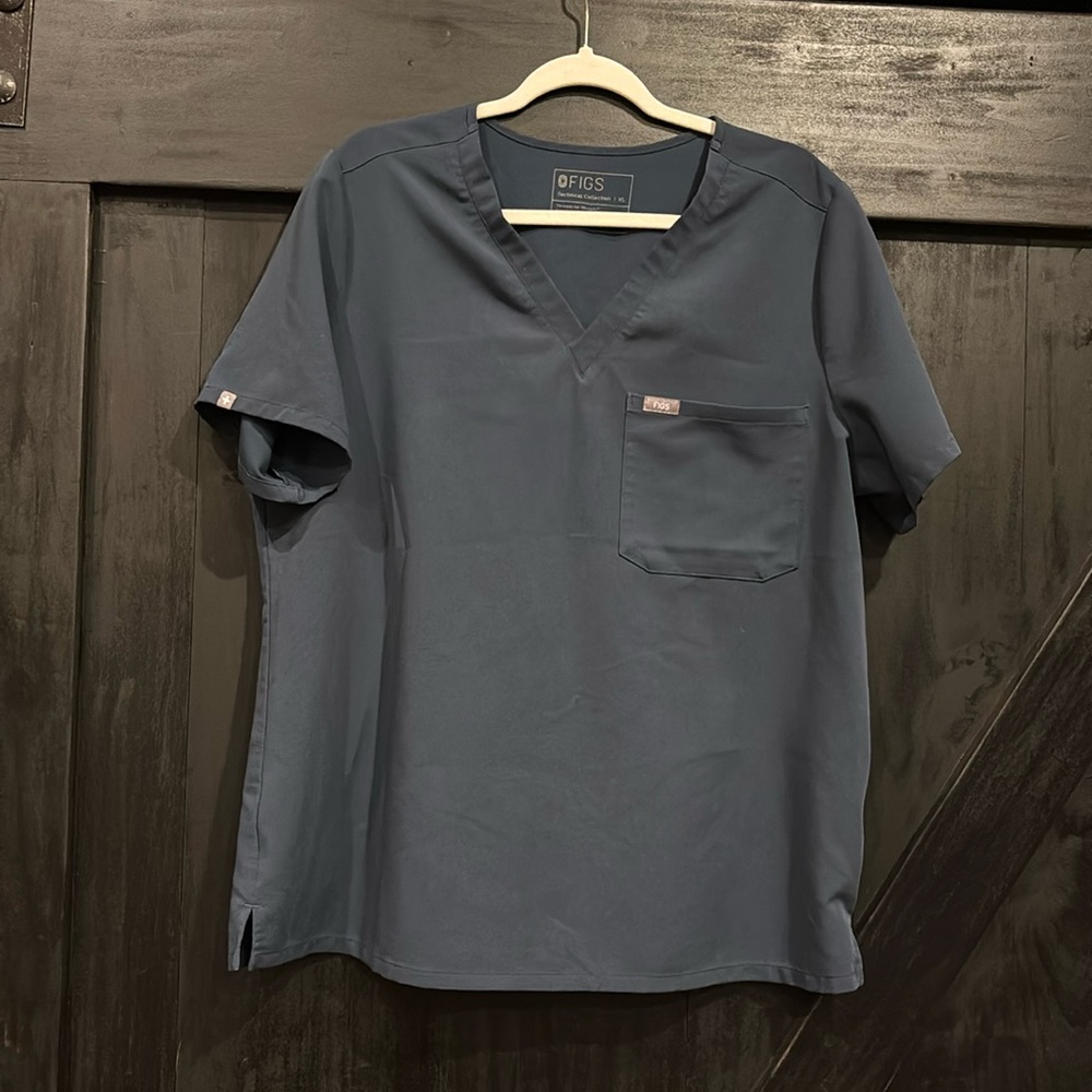 Figs Technical Collection Catarina Scrub Top FW 1000. Size XL Navy